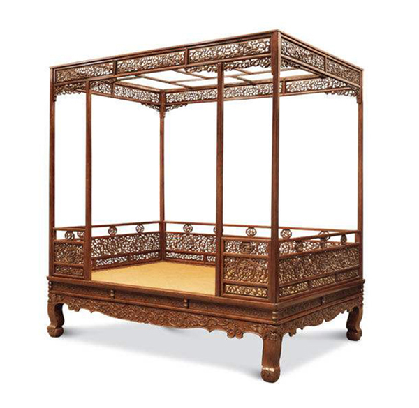 清早期黄花梨螭龙福寿纹架子床 清早期黄花梨螭龙福寿纹架子床